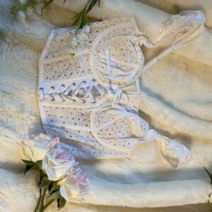 Victoria's Secret White Eyelet Lace Bustier Bridal lingerie